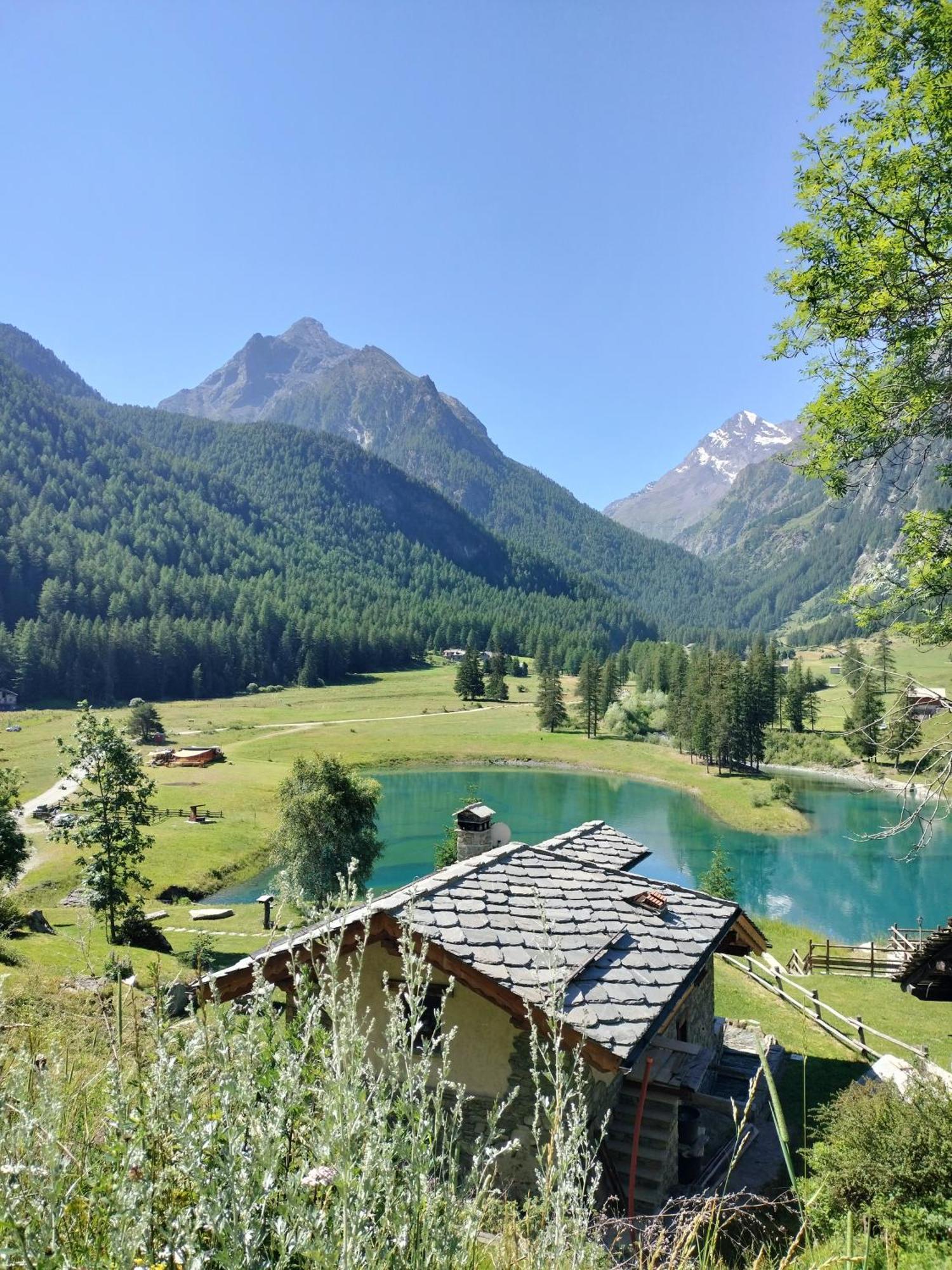 Le Du Village Apartment Chambave